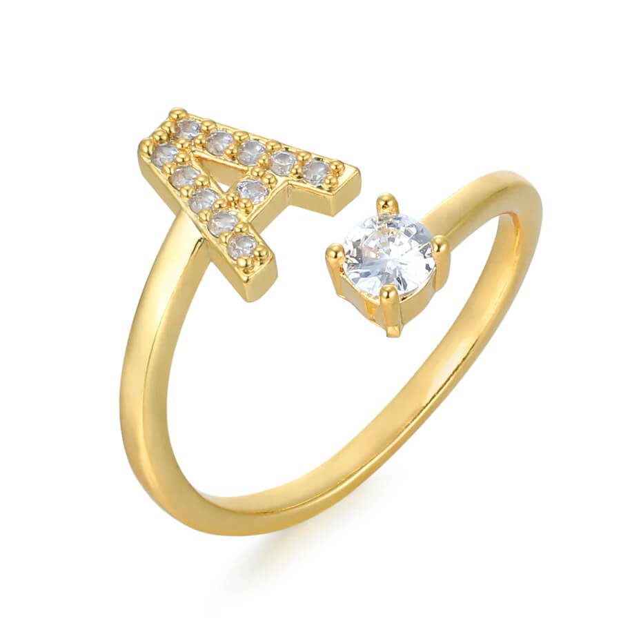 RING WITH INITIAL